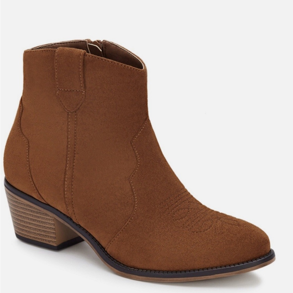 ♥️Andrea Brown Ankle Western Boots 👢